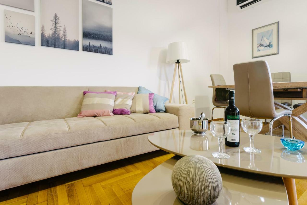 Bright 2 Bedrooms Apt. In The Heart Of Athens W Stunning Views To Acropolis Buitenkant foto