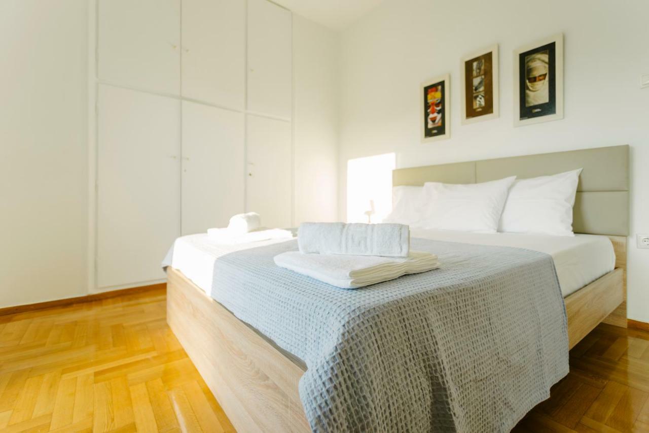 Bright 2 Bedrooms Apt. In The Heart Of Athens W Stunning Views To Acropolis Buitenkant foto